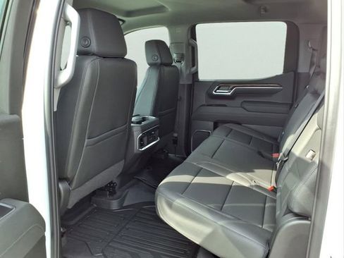 New 2026 GMC Sierra 1500 SLT AWD/4WD image 19