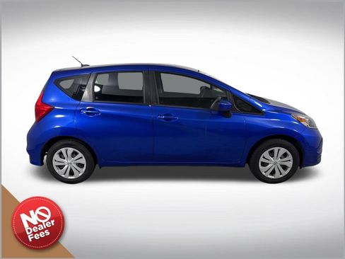 Used 2017 Nissan Versa Note SV FWD image 2