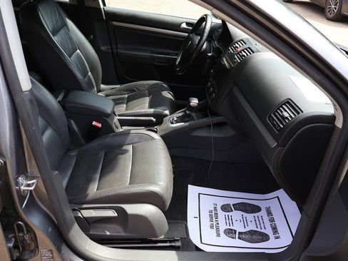 Used 2006 Volkswagen Jetta TDI FWD image 24
