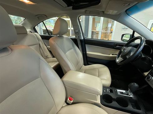 Used 2015 Subaru Legacy 2.5i Limited AWD/4WD image 32