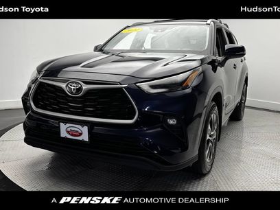Used 2022 Toyota Highlander XLE