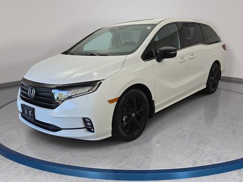 Certified 2024 Honda Odyssey Sport image 1