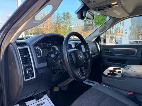 Used 2016 RAM 3500 Big Horn image 23