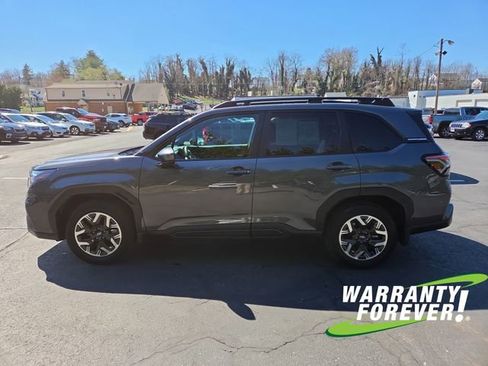 Certified 2026 Subaru Forester Premium image 4