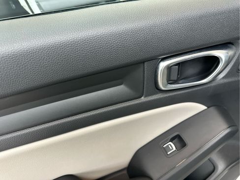 Used 2022 Honda Civic EX-L image 13