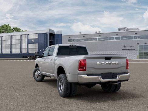New 2026 RAM 3500 Laramie w/ Towing Technology Group image 3
