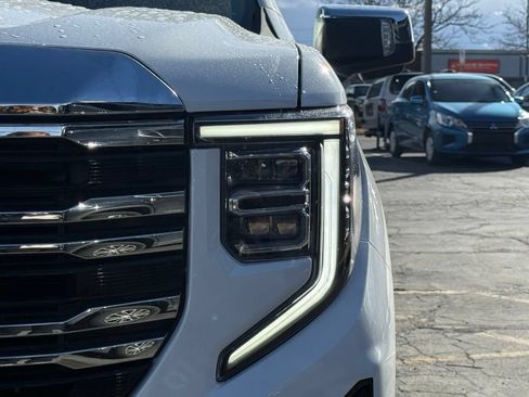 Used 2026 GMC Sierra 1500 SLT AWD/4WD image 31
