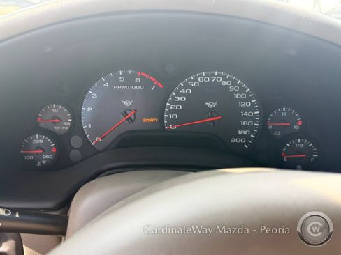 Used 2004 Chevrolet Corvette Convertible w/ Preferred Equipment Group RWD image 13