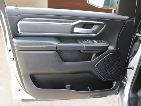 Used 2022 RAM 1500 Big Horn w/ Night Edition AWD/4WD image 12