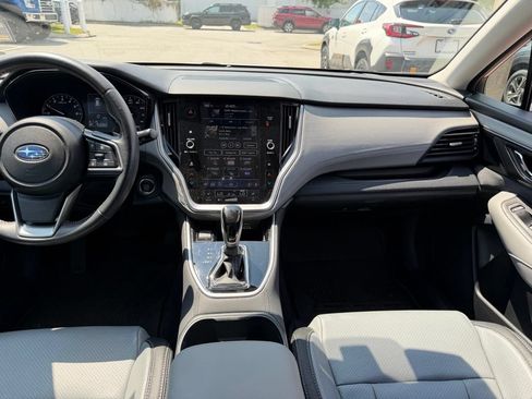 Used 2025 Subaru Outback Premium AWD/4WD image 22