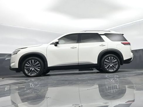 Used 2022 Nissan Pathfinder SL w/ SL Premium Package FWD image 51