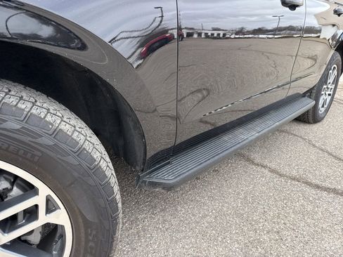 Used 2025 Ford Expedition Active image 7