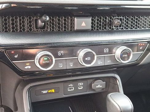 Used 2023 Honda CR-V Sport Touring image 17