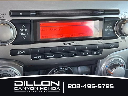 Used 2013 Toyota 4Runner SR5 AWD/4WD image 20