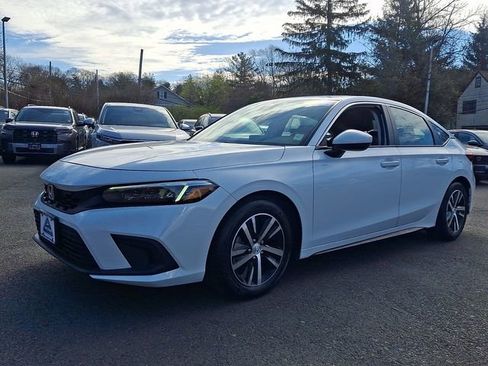 Certified 2024 Honda Civic LX image 3