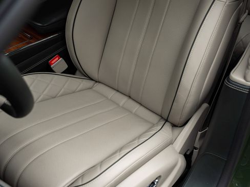 Certified 2024 Bentley Flying Spur W12 image 24