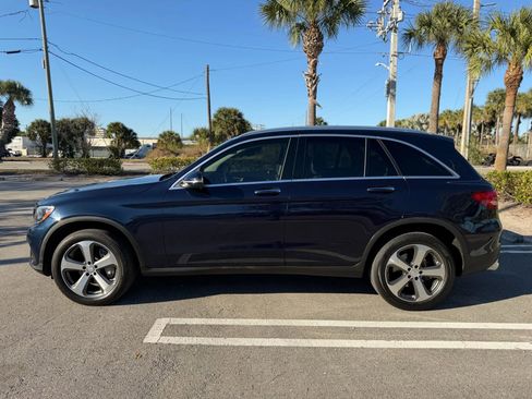 Used 2016 Mercedes-Benz GLC 300 GLC 300 Sport Utility 4D image 13