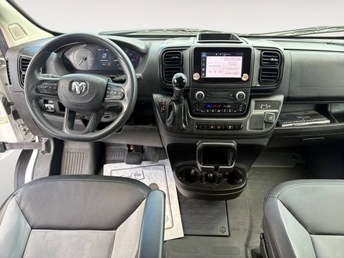 Used 2025 RAM ProMaster 2500 w/ Convenience Group FWD image 10