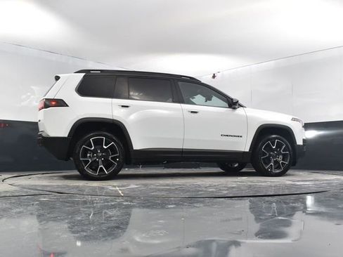 New 2026 Jeep Cherokee Overland image 61