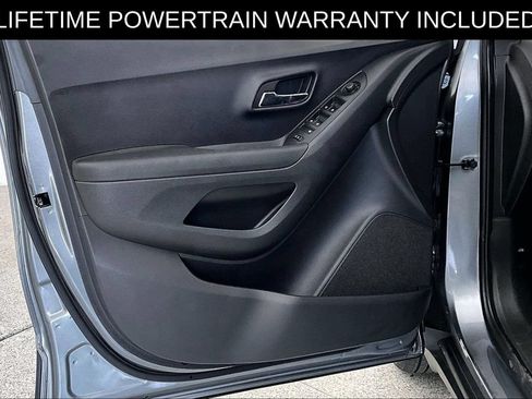 Used 2020 Chevrolet Trax LS w/ Tint and Cruise Package FWD image 23