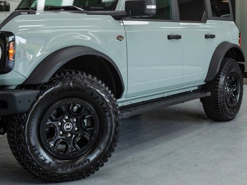 Used 2024 Ford Bronco Wildtrak AWD/4WD image 19