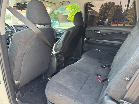 Used 2019 Honda Pilot LX image 12