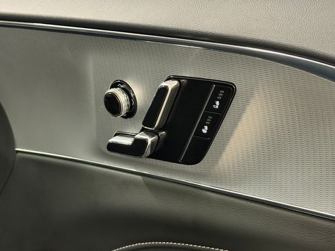 Certified 2024 Cadillac Lyriq Tech RWD image 46