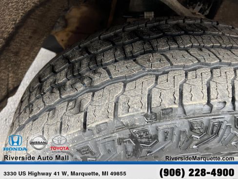 Used 2021 Chevrolet Silverado 1500 LT image 12