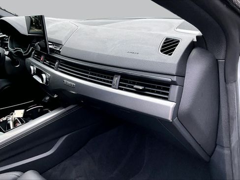 Used 2023 Audi A5 2.0T Prestige w/ Black Optic Plus Package AWD/4WD image 17