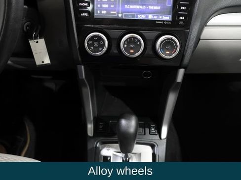 Used 2016 Subaru Forester 2.5i Premium w/ Popular Package #2 AWD/4WD image 21