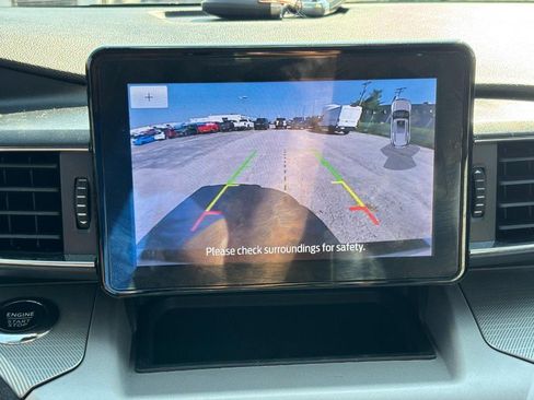 Used 2023 Ford Explorer XLT w/ Equipment Group 202A AWD/4WD image 25
