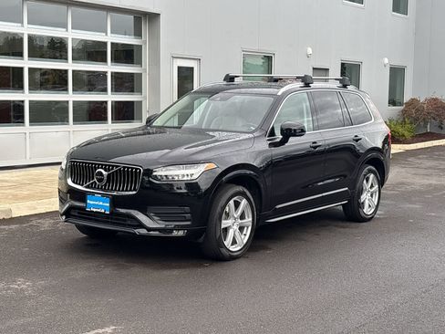 Used 2020 Volvo XC90 T6 Momentum AWD/4WD image 1
