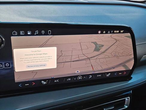 New 2026 Chevrolet Traverse LT image 14