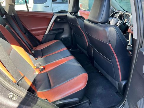 Used 2013 Toyota RAV4 Limited image 11