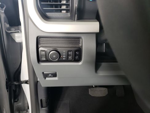 New 2026 Ford F350 XLT w/ XLT Premium Package image 23