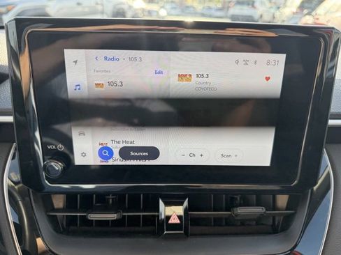 Certified 2024 Toyota Corolla Cross LE image 26