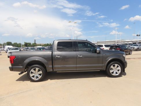 Used 2018 Ford F150 Platinum w/ Equipment Group 701A Luxury RWD image 10