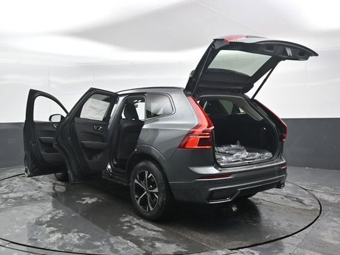 New 2026 Volvo XC60 B5 Core w/ Protection Package Premier AWD/4WD image 47
