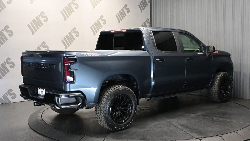 Used 2021 Chevrolet Silverado 1500 LT Trail Boss w/ Convenience Package II AWD/4WD image 5