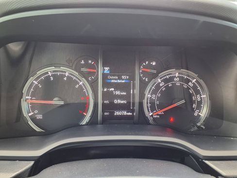 Used 2024 Toyota 4Runner TRD Off-Road Premium w/ Moonroof Package AWD/4WD image 38