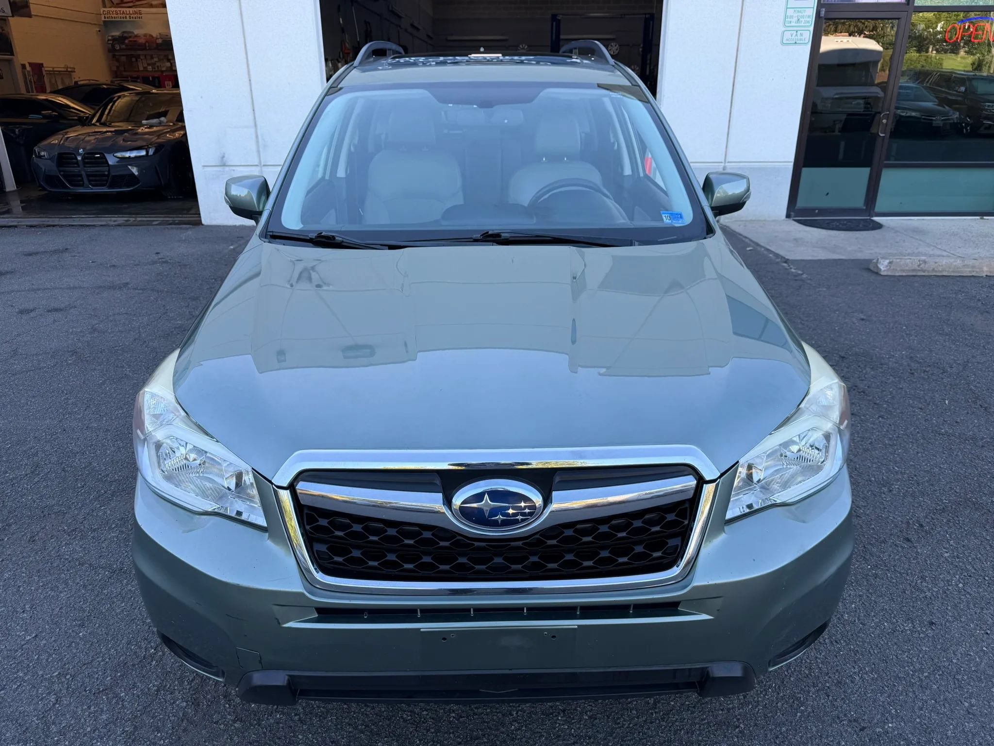 Used 2016 Subaru Forester 2.5i Touring w/ Popular Package #2 AWD/4WD image 7