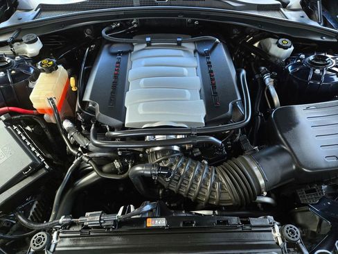 Used 2016 Chevrolet Camaro SS image 36