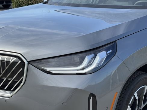 Certified 2025 BMW X3 xDrive30i image 6