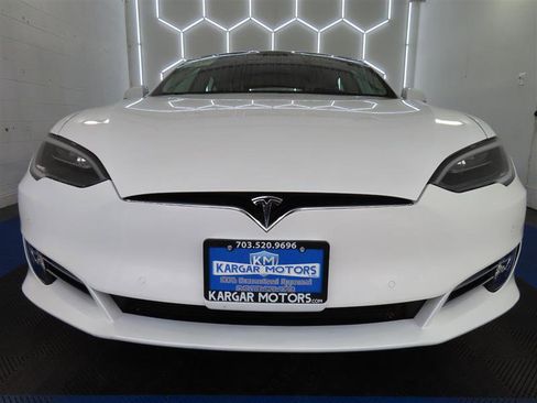 Used 2018 Tesla Model S 100D image 4
