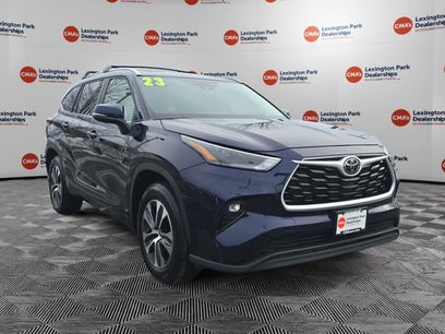 Used 2023 Toyota Highlander XLE