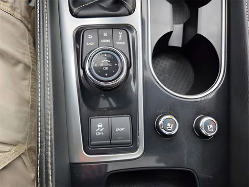 Used 2021 Nissan Maxima Platinum image 15