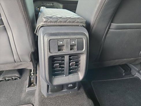 Used 2025 Ford Bronco Outer Banks AWD/4WD image 16