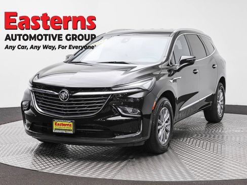 Used 2023 Buick Enclave Essence FWD image 1