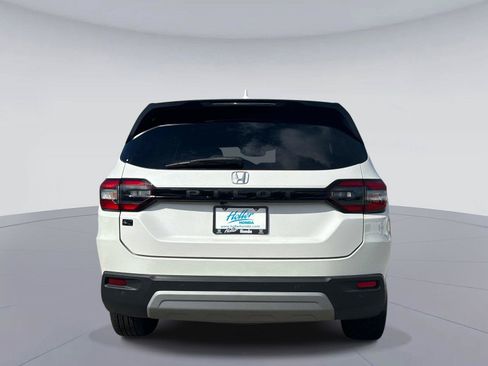 Certified 2024 Honda Pilot EX-L image 5