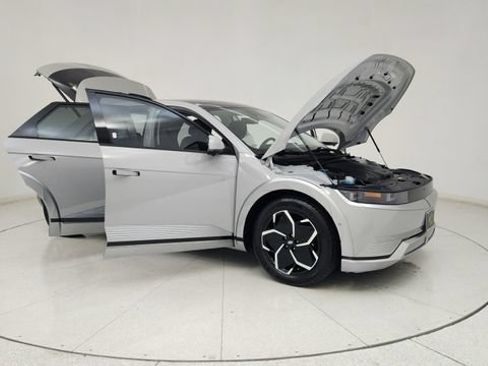 Used 2024 Hyundai Ioniq 5 Limited RWD image 13
